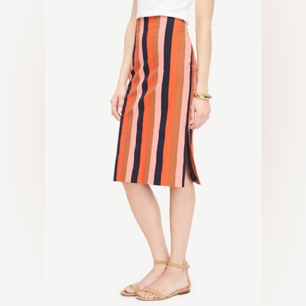 Ann Taylor Vertical Stripe Skirt Size 8